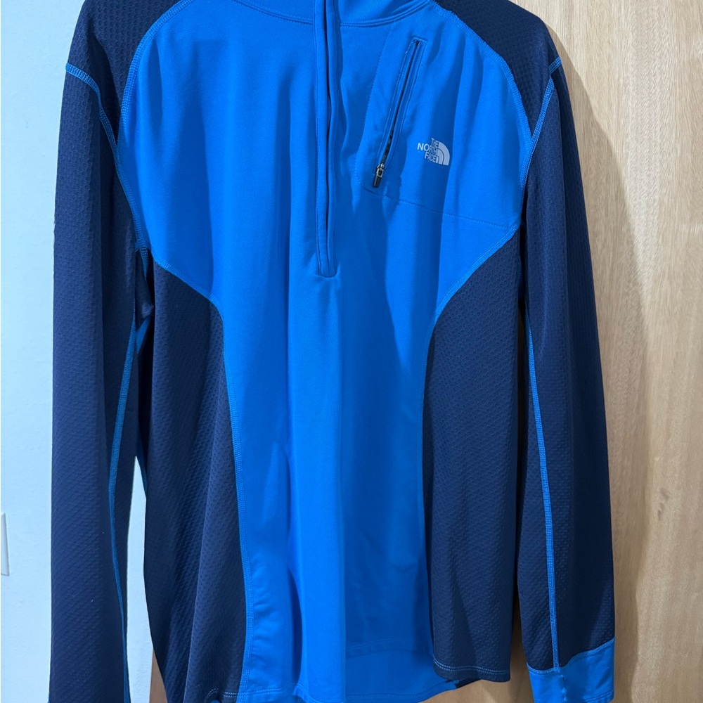 The North Face Men's Blue  1/4 zip light
